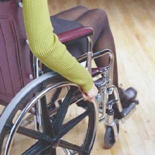 En Galiza están censados 206 mil discapacitados, dos que máis de 122 mil teñen menos de 65 anos