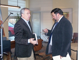 V&aacute;zquez, co ministro de Xustiza, Francisco Caama&ntilde;o, nunha xuntanza do grupo de traballo da Conferencia Pol&iacute;tica do PSdeG, o pasado 12 de febreiro