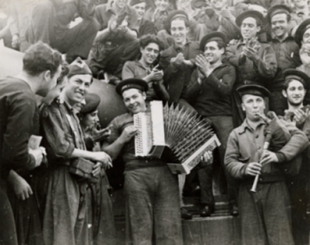 G. Taro. "Mari&ntilde;eiros do acoirazado Jaime I". Almer&iacute;a, 1937