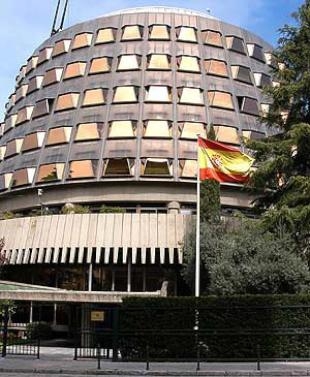O goberno vasco consideran que a decisi&oacute;n do Constitucional responde a unha "decisi&oacute;n persoal" de Zapatero