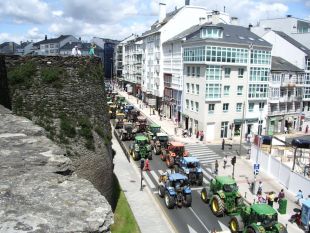 Imaxes da tractorada deste m&eacute;rcores en Lugo / SLG