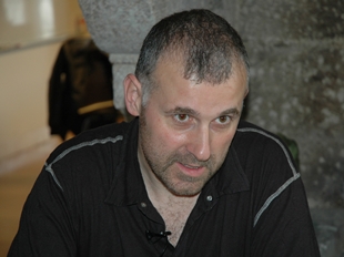 Valentim Fagim na lareira de Vieiros