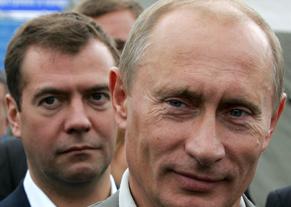 Dmitry Medvedev e Vladimir Putin