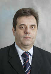 Vojislav Koštunica, primeiro ministro de Serbia