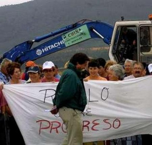 Ecoloxistas e veci&ntilde;os conseguiron a paralizaci&oacute;n definitiva das obras en Rinlo