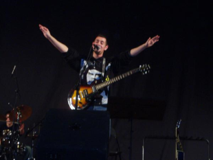 Miguel Alonso - Deus xa nunca pasa por aqu&iacute;