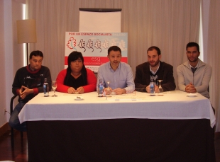 De esquerda a dereita: Manoel Bello, Begoña Maceira, Xoán Carlos Bascuas, Saúl Santim e Paulo López