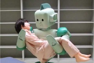 Ri-man, un robot dese&ntilde;ado para coidar das persoas maiores