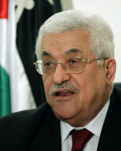 Mahmud Abbas asegurou que Al Fatah se reserva "o dereito de resistencia", se ben eludiu o termo "armada"