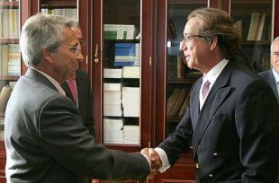 M&eacute;ndez e Gayoso dirixiron as d&uacute;as caixas galegas nas &uacute;ltimas d&eacute;cadas