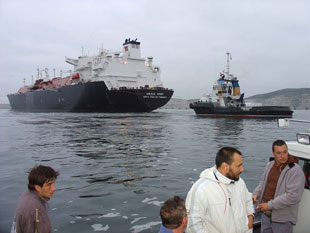 Os mariscadores lograron bloquear varias veces a entrada doutro gaseiro a primeiros de mes