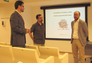 Presentaci&oacute;n p&uacute;blica da ferramenta de traduci&oacute;n. Na foto: Jos&eacute; Ramon  Pichel, Paulo Malvar e Diego V&aacute;zquez