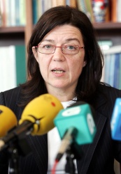 S&aacute;nchez Pi&ntilde;&oacute;n organizou as oposici&oacute;ns m&aacute;is numerosas da historia do Ensino