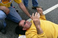 O gandeiro foi trasladado ao hospital / Foto: Z&eacute;lia Garcia