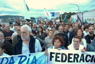 Estampa dunha das numerosas e masivas manifestaci&oacute;ns contra o complexo de ENCE en Pontevedra