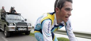 Contador sufriu para ga&ntilde;ar en L'Angliru