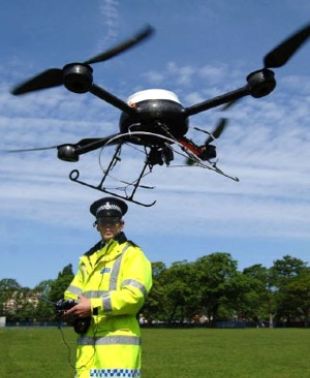 Unha cámara voadora empregada pola policía inglesa