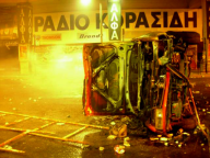 A pé de rúa en Atenas / Imaxe: Indymedia