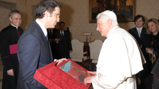 O presidente da Xunta recibido por Bieito XVI