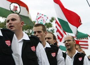 Militantes da ultradereita h&uacute;ngara