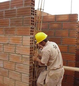 O sector da construci&oacute;n rexistrou un descenso nos &uacute;ltimos meses