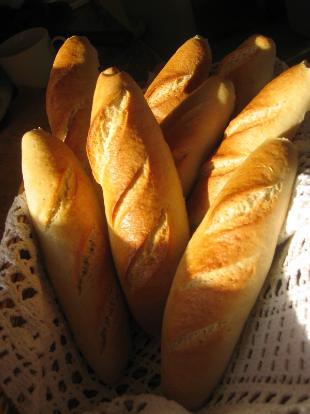 O abaratamento de gran parte dos alimentos, como o leite, o queixo ou o pan est&aacute; na orixe da baixada do IPC