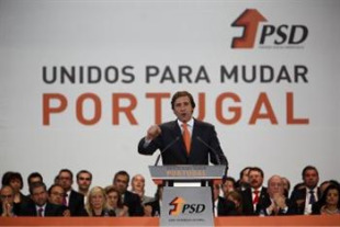 O novo l&iacute;der social-dem&oacute;crata &eacute; Passos Coelho, quen substit&uacute;e a Ferreira Leite