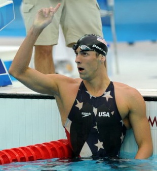 Phelps contin&uacute;a abraiando