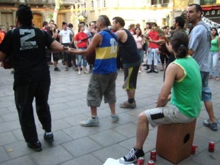 Tocando na r&uacute;a