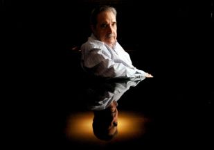 Ra&uacute;l Alfons&iacute;n presidiu a Arxentina dende 1983 at&eacute; 1989 (clique para ampliar)