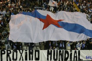 As bandeiras (coma esta, do partido Galiza-Camer&uacute;n) van estar prohibidas en Beix&iacute;n 2008