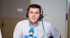 O xornalista Ra&uacute;l Villares dirixe o programa Galicia en Goles na fin de semana
