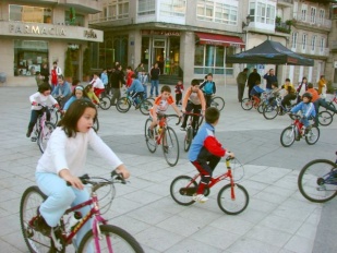 Os m&aacute;is pequenos tam&eacute;n participan