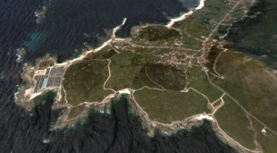 Vista a&eacute;rea da costa de Lira (Google Earth)