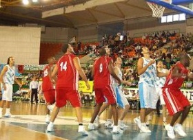 O segundo partido da selecci&oacute;n galega, contra Cuba