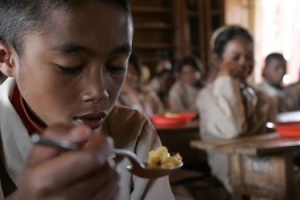 No seu D&iacute;a Mundial l&eacute;mbrase o dereito &aacute; alimentaci&oacute;n das persoas / Imaxe: FAO