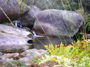 Espazo d'A Fervenza, afectado por un dos proxectos de minicentral (Pica nas imaxes para ampliar) / Foto: Xos&eacute; Chao (Adega)