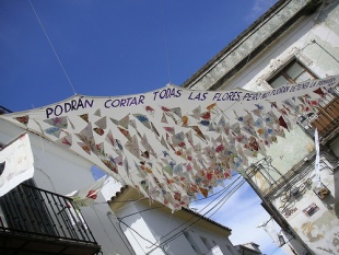 Imaxe tirada nunha vila de Córdoba, onde se fixeron varias mobilizacións contra a violencia de xénero / Flickr: ro_lo_be