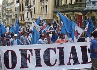 Manifestaci&oacute;n pola "oficialid&aacute;" do asturiano e o castel&aacute;n (Astura.org)