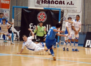 Unha imaxe do partido contra o M&oacute;stoles, esta fin de semana (quedaron 9-3)