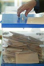 Os emigrantes portugueses s&oacute; votan por correo nas elecci&oacute;ns &aacute; Assembleia da Rep&uacute;blica