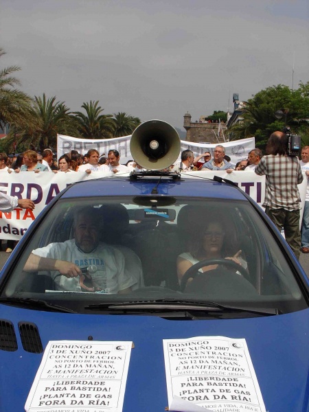 O berro m&aacute;is repetido: "Planta de gas f&oacute;ra da r&iacute;a"
