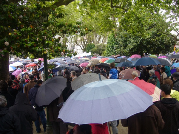 A manifestaci&oacute;n, a piques de sa&iacute;r da Alameda