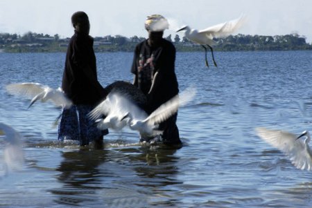Pescadores no Lago Victoria / Foto: Demosh