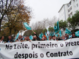 O Sindicato Labrego Galego amosouse dende un comezo contrario aos contratos homologados se non incluían un prezo mínimo