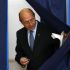 Os primeiros resultados oficiais confirman a vitoria do presidente Basescu