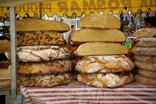 Bolas de pan, nun posto do San Froilán / Flickr: ovillan