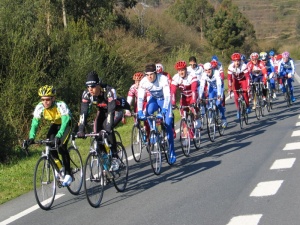 A Volta a Galiza volve levar a festa do ciclismo polas estradas do país