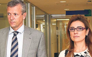 Marta Fernández Currás e Alfonso Rueda compoñen a delegación da Xunta