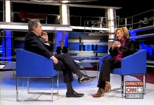 Momento en que Iñaki Gabilondo lle fai a pregunta a Rosa Díez / CNN+